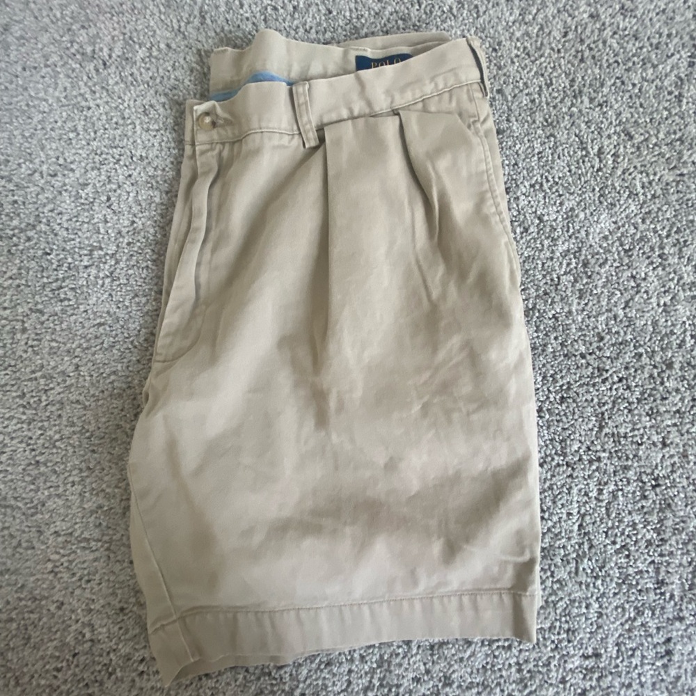 POLO Classic Fit Pleated Shorts SZ 40